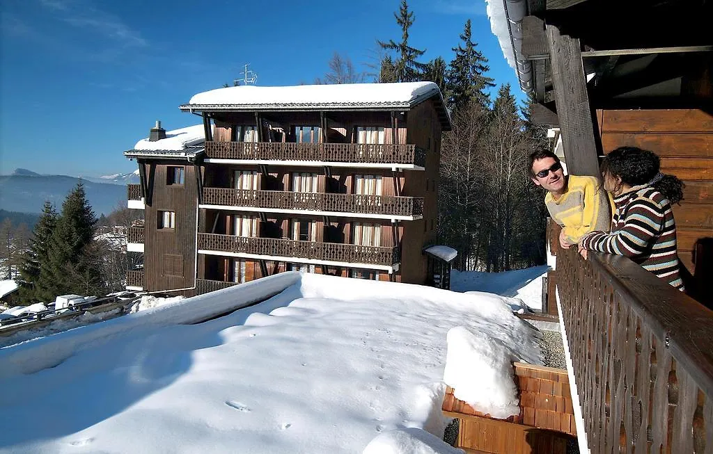 Résidence Odalys Le Front de Neige Les Carroz d'Arâches 2*,
