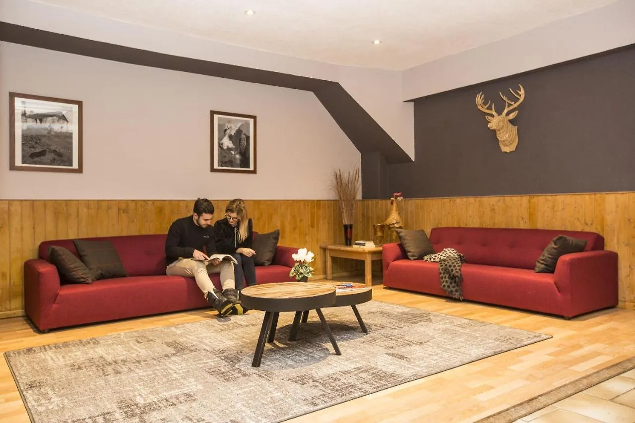 ** Appart hôtel Résidence Odalys Le Front de Neige Les Carroz d'Arâches France